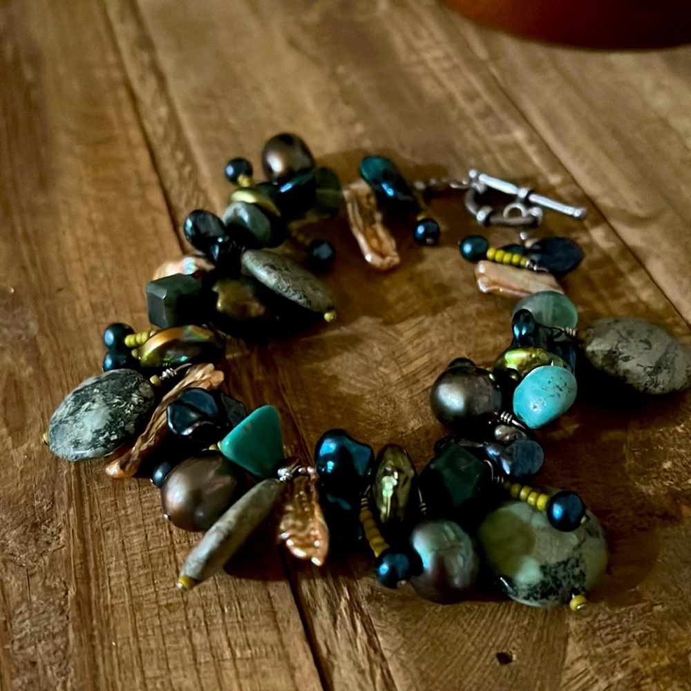 Beautiful Multi-Bead, Stone And Shell Natural Sta… - image 2